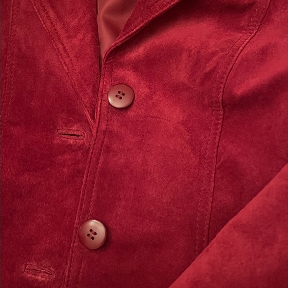 Danier suede blazer. No pockets - Picture 14 of 16